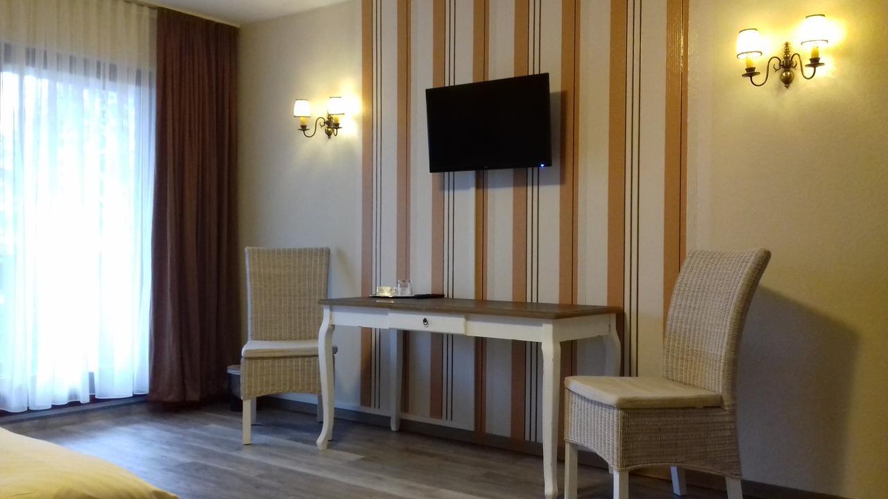 Hotel Garni Eichhornkobel Faßberg Екстериор снимка